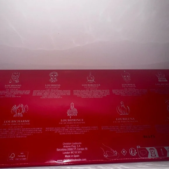 Christian Louboutin Loubiworld 11-Piece Miniature Fragrance Set - Picture 5 of 6